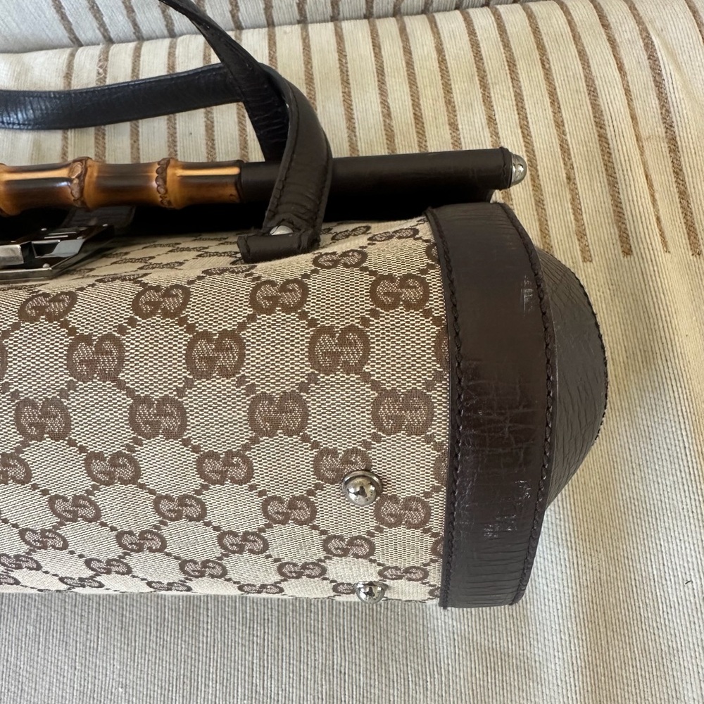 Gucci Bullet Bamboo Bag - Picture 9 of 10
